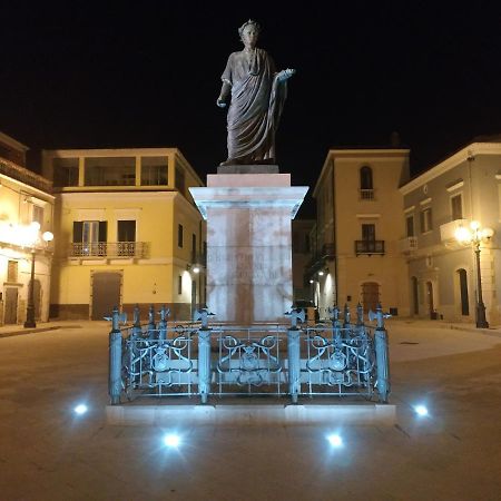 Bed And Breakfast In Piazza Orazio Venosa Exteriör bild